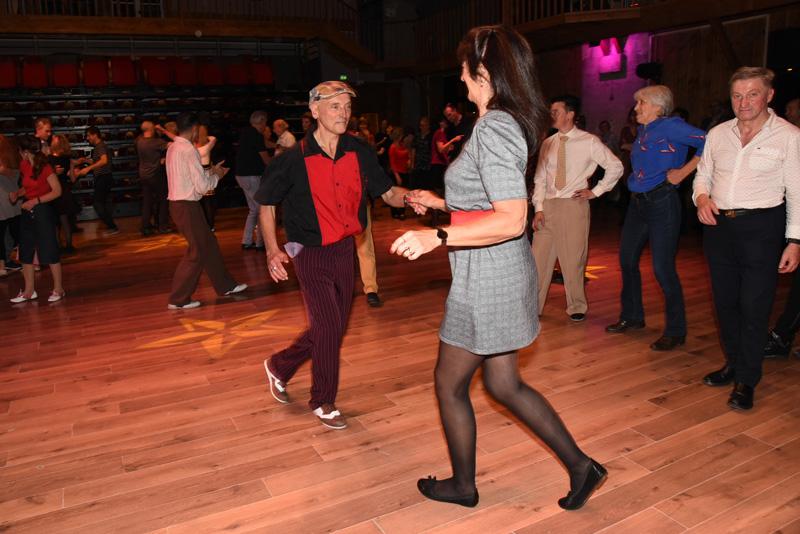 min 2021 11 21 Station danse 237
